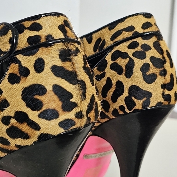 Betsy Johnson Leopard Print Heels - Picture 11 of 12